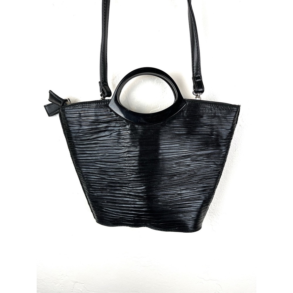 Vintage 90s crossbody shoulder bag black plastic handle Vanessa Detachable Strip
